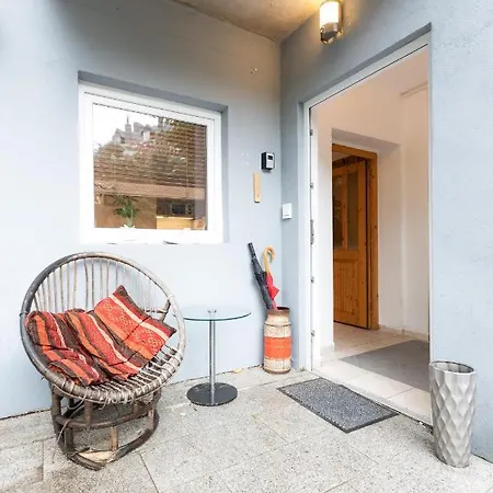Apartment Schoki *